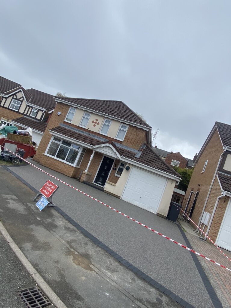 Resin driveways Ashton-under-Lyne – 60m² bespoke silver resin driveway