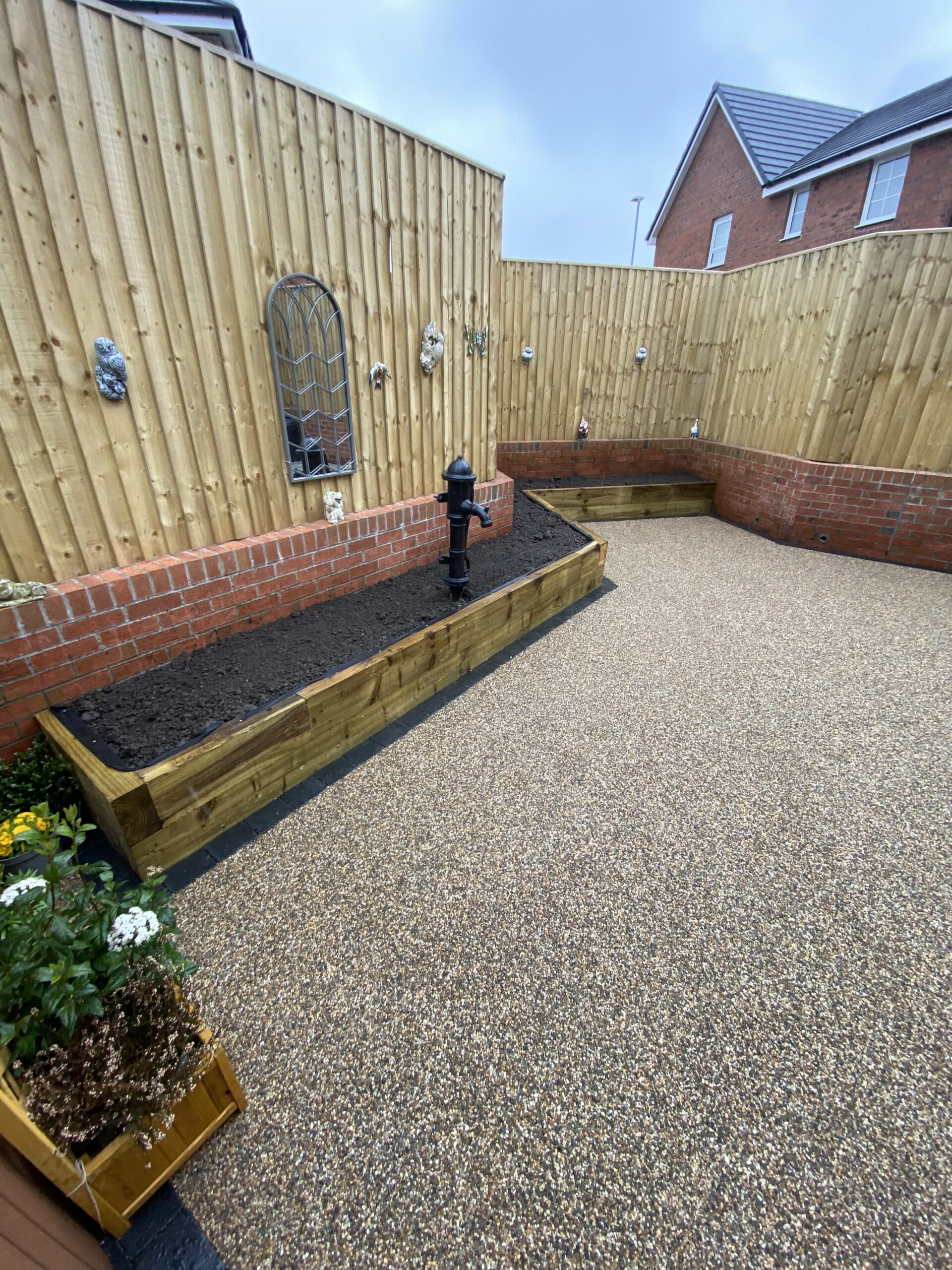 Completed Cappuccino resin bound patio in Hattersley Hyde by Solid Ground