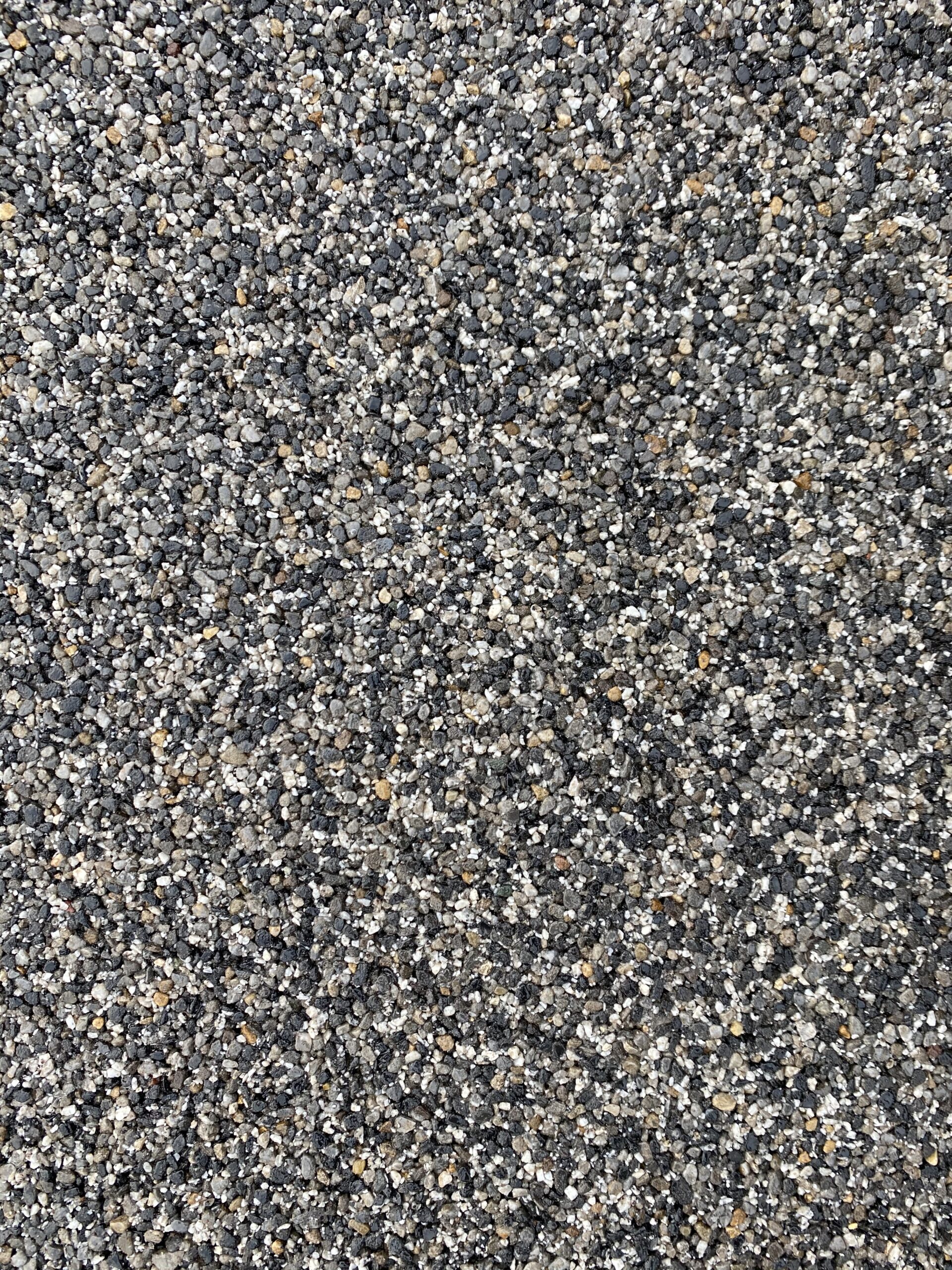 Finished grey resin bound driveway in Gee Cross Hyde supplied with Daltex aggregate