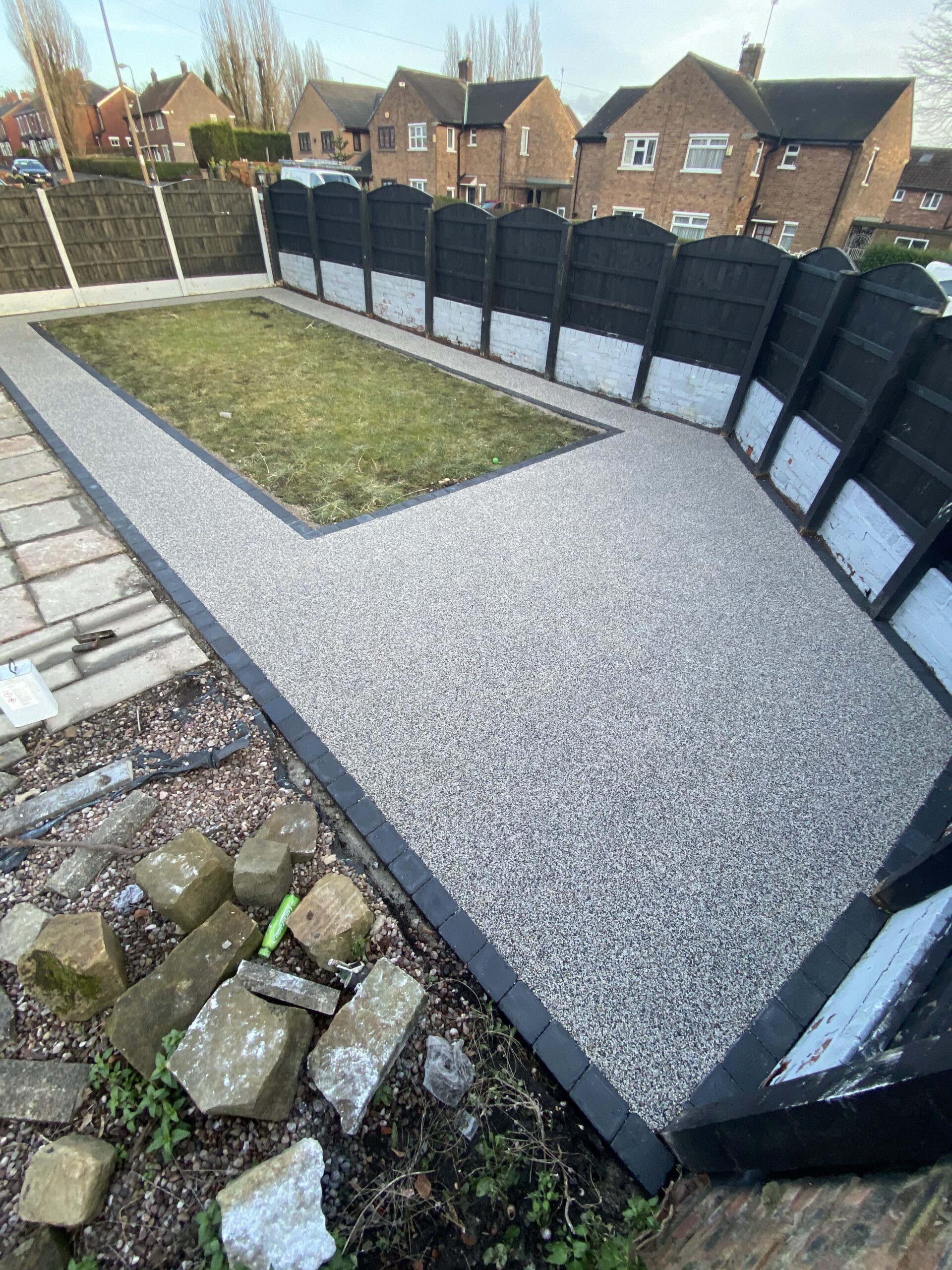 Finished Oyster resin garden paths with charcoal border blocks in Ashton-under-Lyne